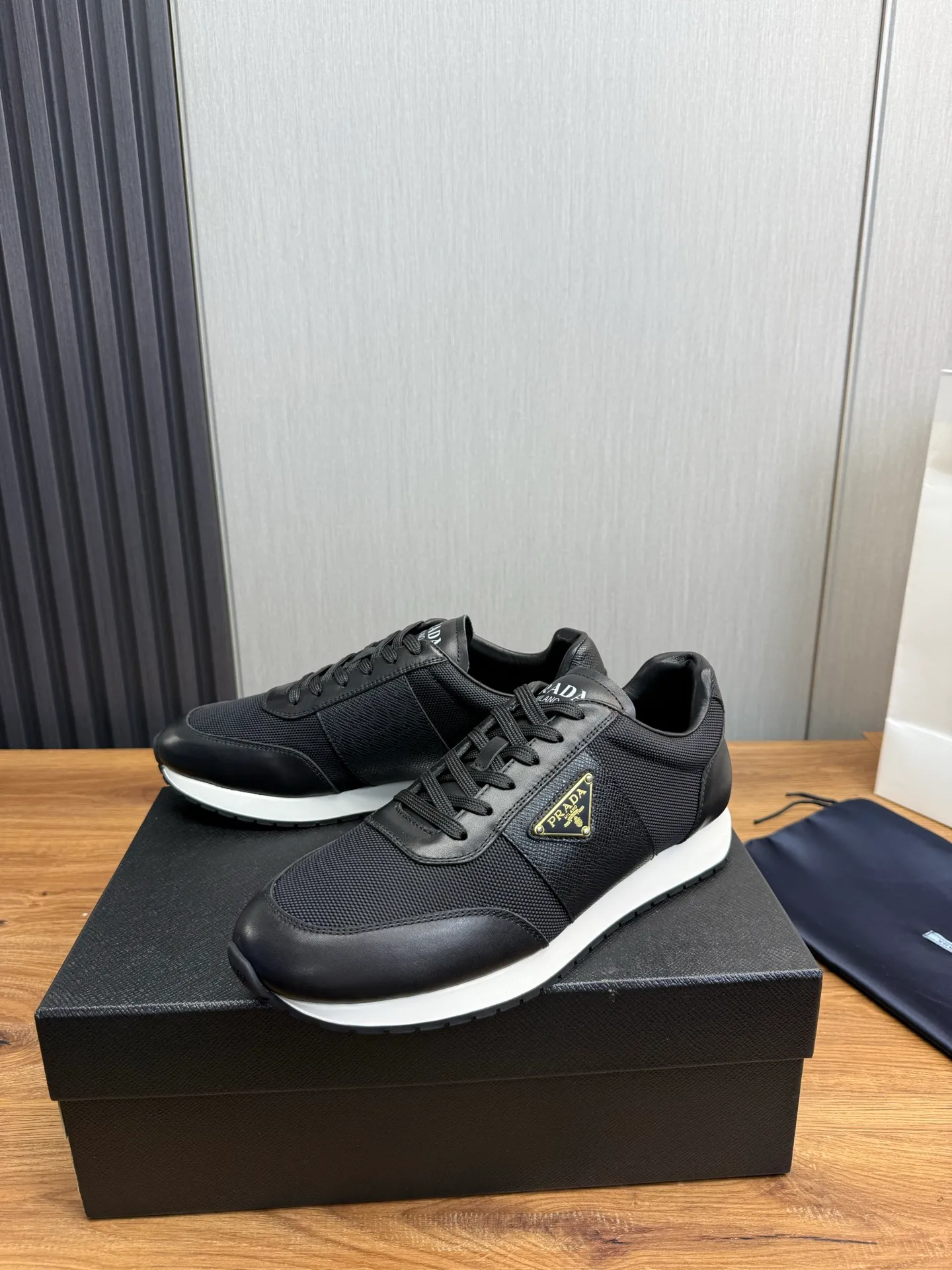 Men's shoes 💰760💰 [PRADA] New models synchronized with the official website, high-quality shipments ✔️Best sellers🔥 Original cowhide with mesh surface + cowhide lining, 1🆚1 replica, original bottom, 38-45 (men's 45 is custom-made and cannot be returned)